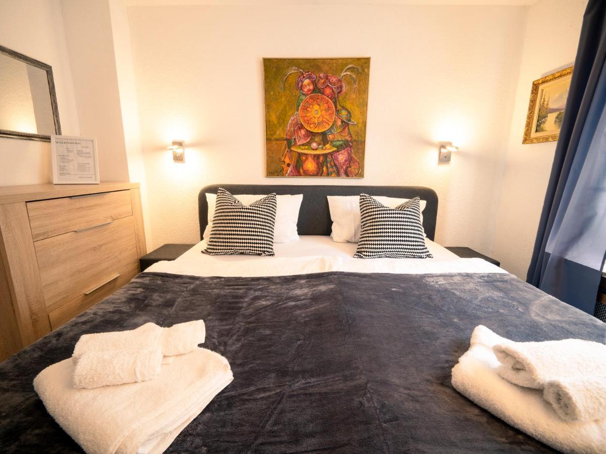 Truth Fuer 5 - King Size Betten, Kamin, Garten, Xxl Couch, Smart-Tv Dortmund Eksteriør billede